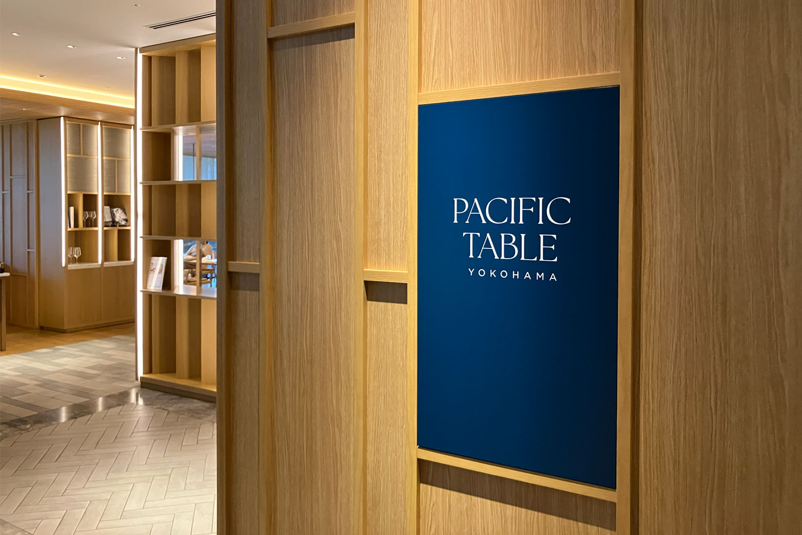 レストラン「Pacific Table」